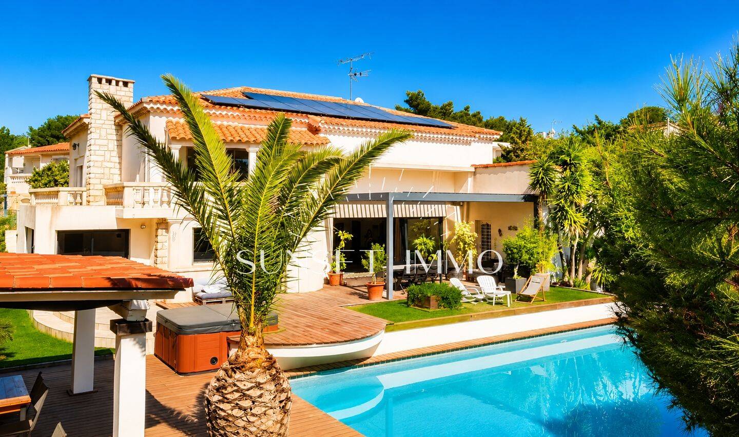Maison 7 pièces 273 m² · à Carry-le-Rouet · 273 m² · 1 395 000 €