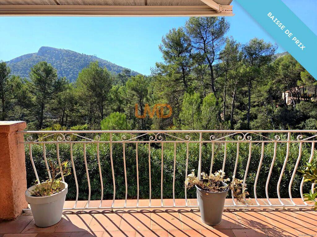 Maison 7 pièces 181 m² · à La Destrousse · 181 m² · 775 000 €