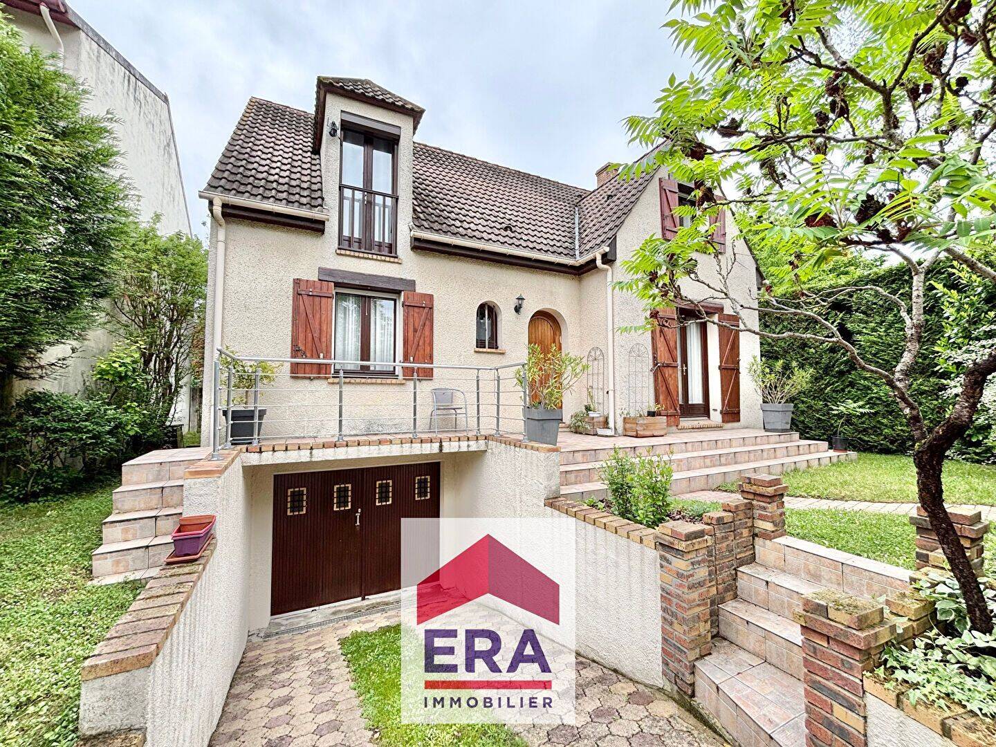 Maison 6 pièces 117 m² · à Sartrouville · 117 m² · 550 000 €