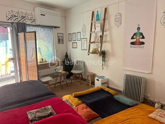 Local commercial à vendre 135 000 € 78 m² de surface de vente Jardins de la Fontaine Nîmes 30000