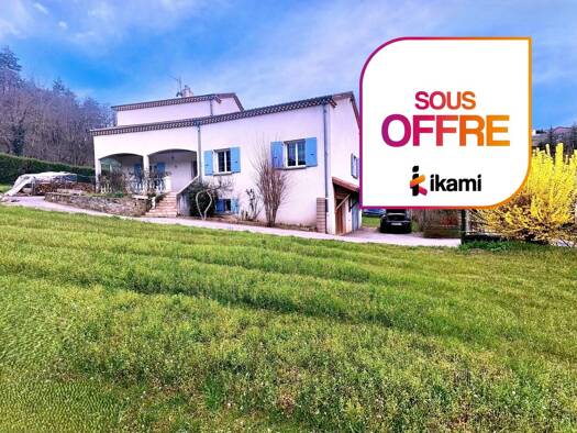 Maison de plain-pied à vendre 249 000 € 6 pièces 2 chambres 166 m² 904 m² de terrain Villevocance 07690