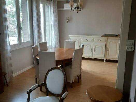 Appartement à vendre 151 000 € 4 pièces 2 chambres 70 m² Étage 2/3 Centre Chamalières 63400