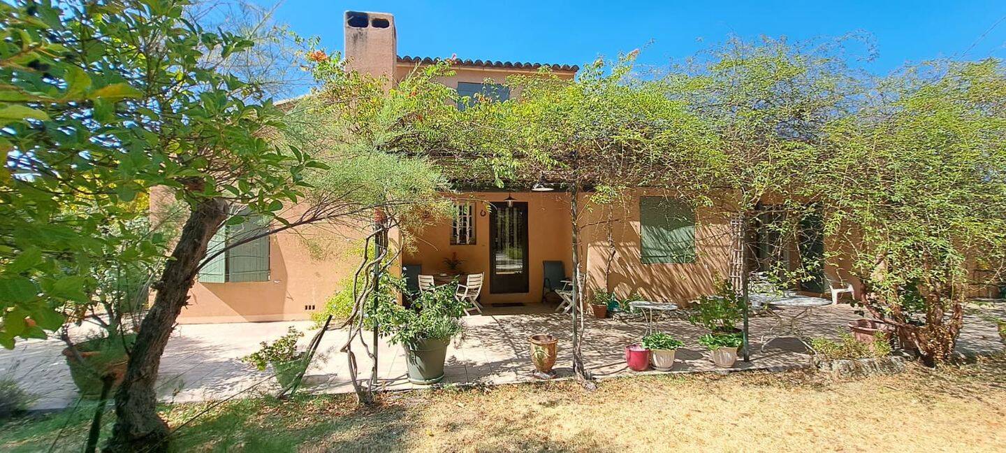 Maison 6 pièces 120 m² · à Langlade · 120 m² · 470 000 €