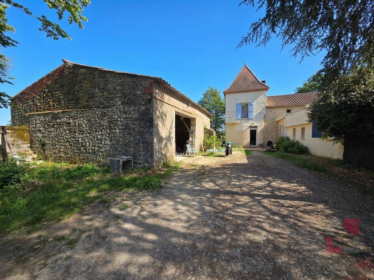 Maison 10 pièces 222 m² · à Prayssac · 222 m² · 299 000 €