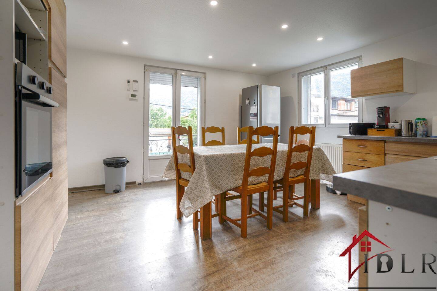 Appartement 4 pièces 97 m² · à Cluses · 96,8 m² · 220 000 €