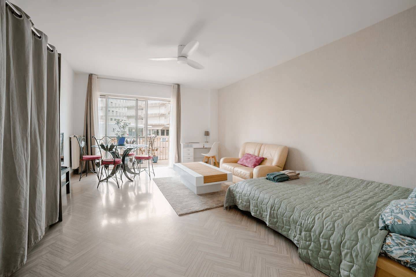 Appartement 4 pièces 70 m² · à Toulon · 70 m² · 530 €