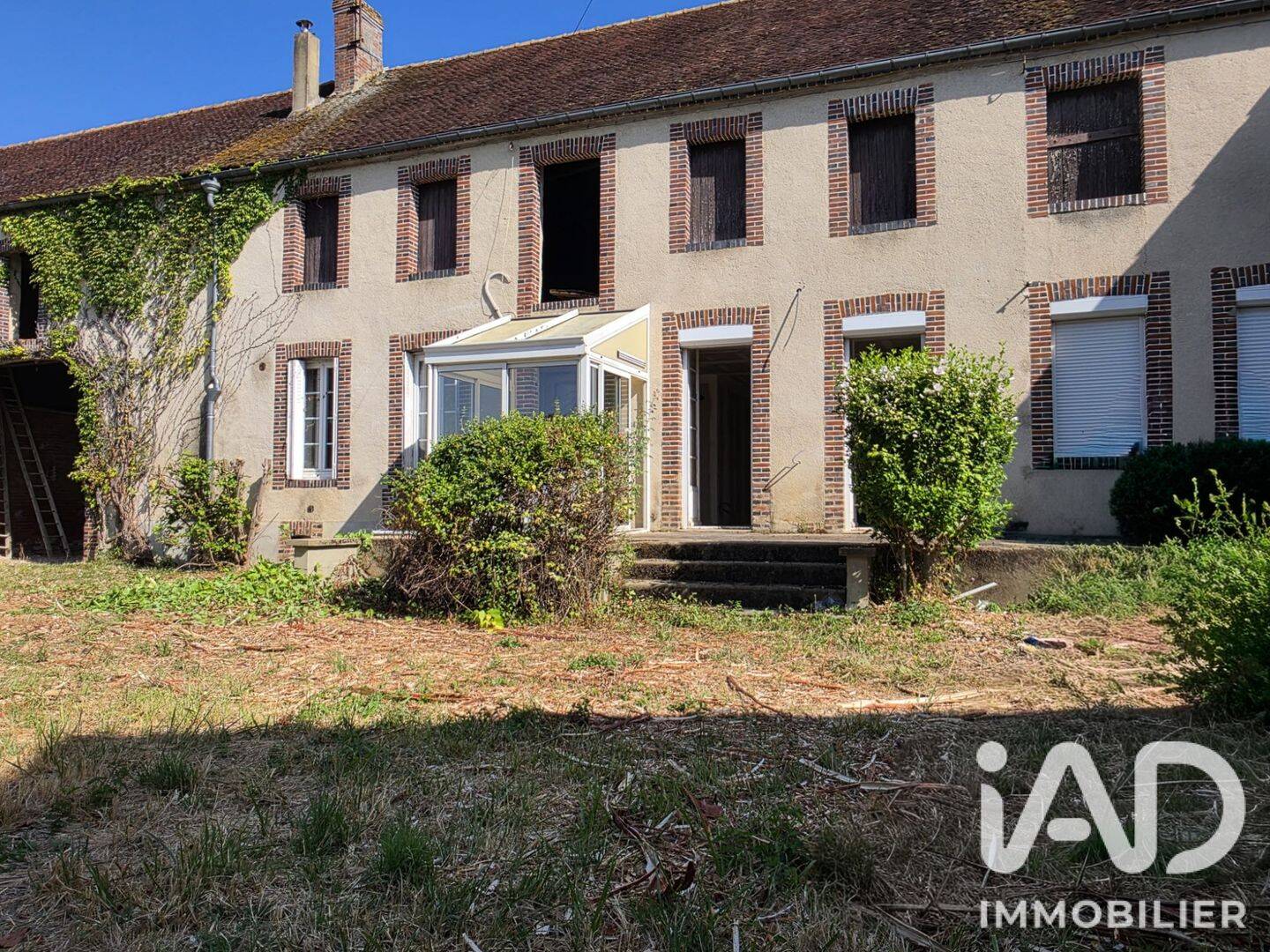 Maison 4 pièces 90 m² · à Bussy-en-Othe · 90 m² · 89 000 €