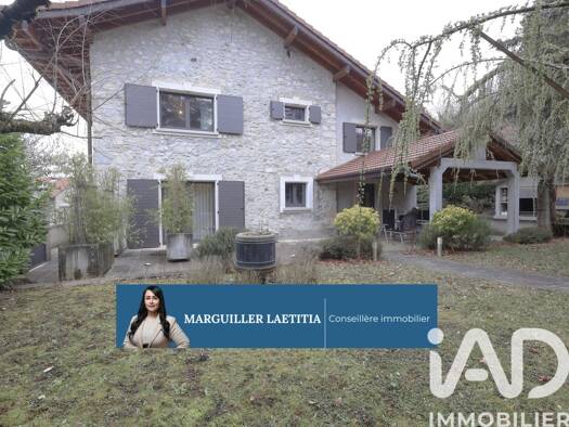 Maison à vendre 599 000 € 7 pièces 6 chambres 258 m² 1 454 m² de terrain Clarafond-Arcine 74270