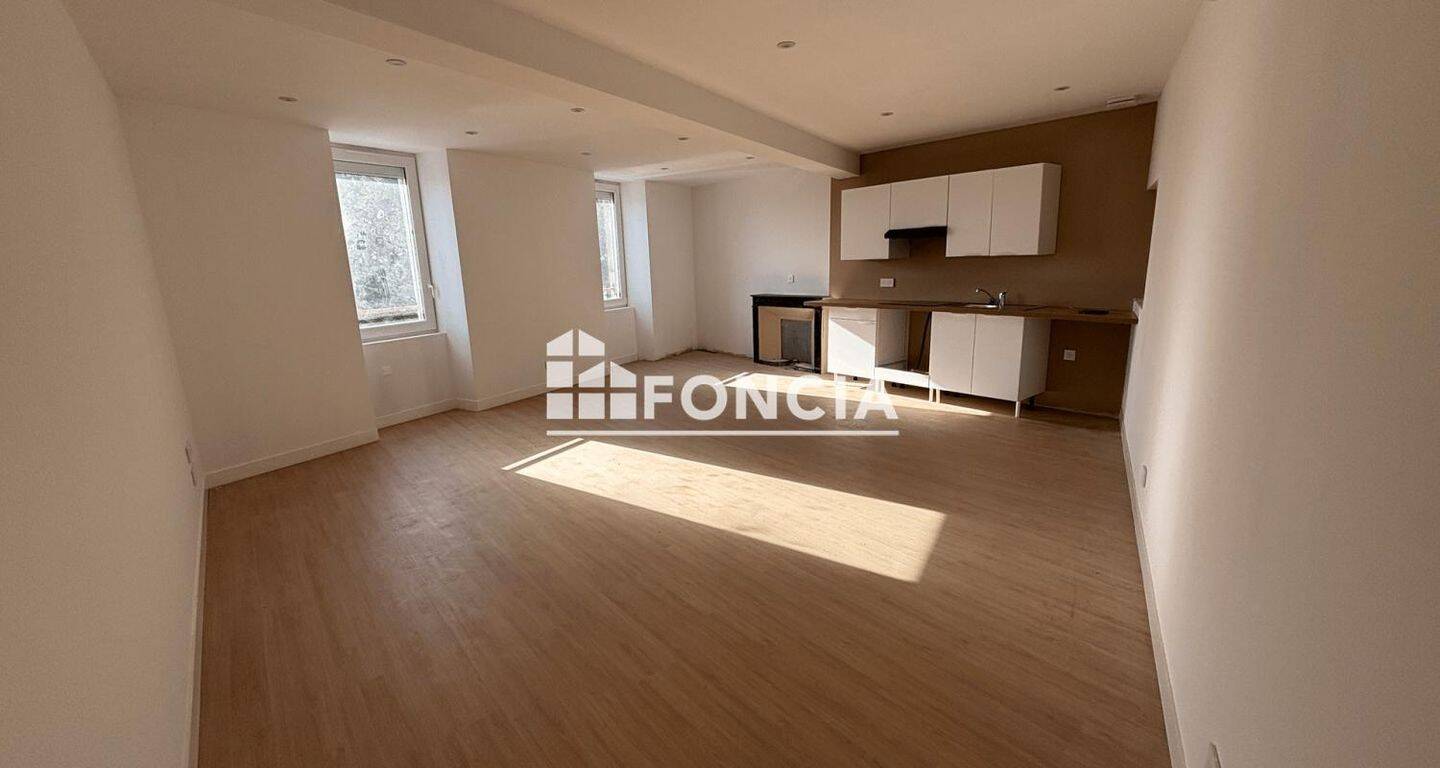 Appartement 4 pièces 90 m² · à Soyons · 90 m² · 740 €/mois