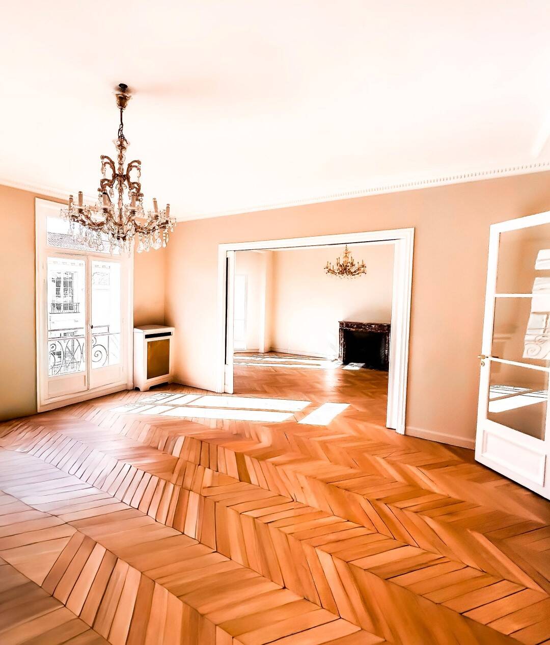 Appartement 6 pièces 175 m² · à Paris 16ème Arrondissement · 175 m² · 6 500 €/mois