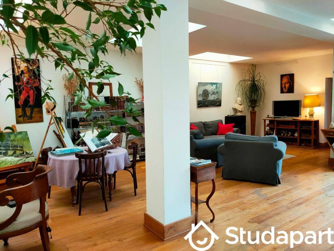 Appartement 1 pièce 28 m² · à Vouvray · 28 m² · 500 €
