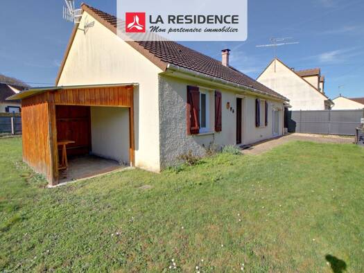 Maison de plain-pied à vendre 212 000 € 3 pièces 2 chambres 77 m² 617 m² de terrain Courcelles-sur-Seine 27940