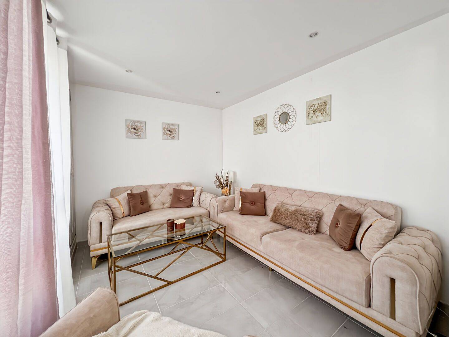 Appartement 6 pièces 93 m² · à Dammarie-les-Lys · 93,3 m² · 172 000 €