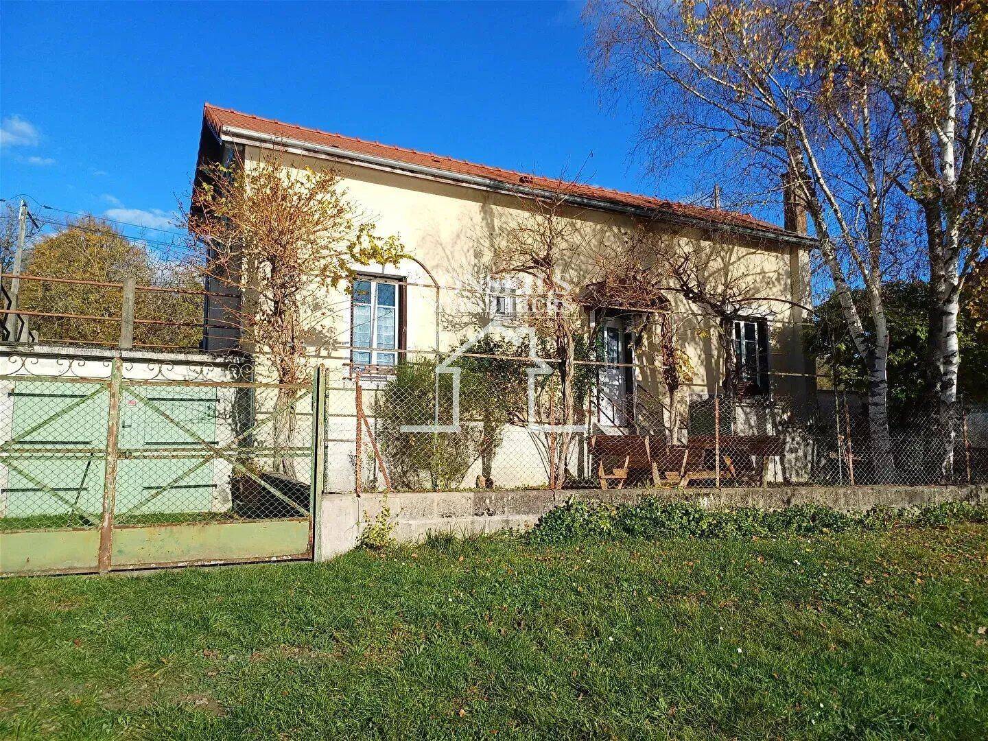 Maison 4 pièces · à Armeau · 119 000 €