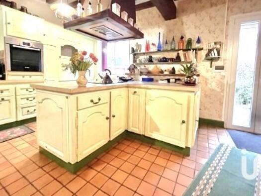 Maison à vendre 269 000 € 6 pièces 5 chambres 198 m² 1 214 m² de terrain Est Mainvilliers 28300