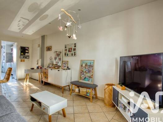 Appartement à vendre 219 000 € 3 pièces 2 chambres 58,3 m² Étage 2/2 Centre Ville Fréjus 83600