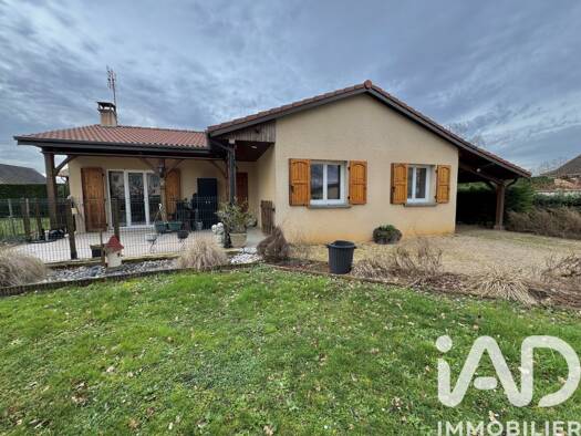 Maison à vendre 240 000 € 4 pièces 3 chambres 90 m² 782 m² de terrain Replonges 01750