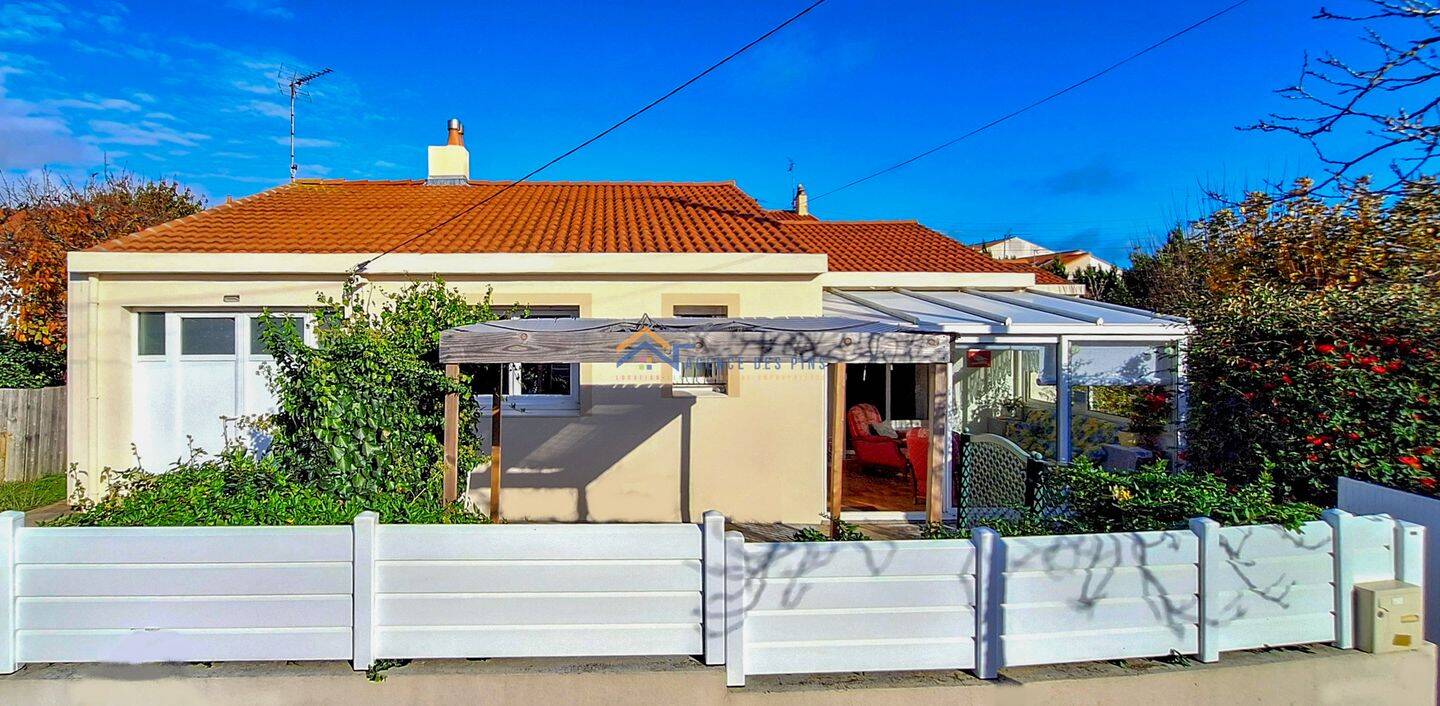 Maison 4 pièces 96 m² · à Les Sables-d'Olonne · 96,4 m² · 332 000 €