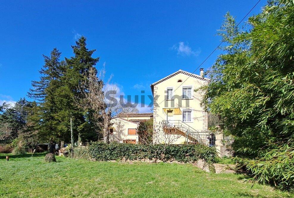 Maison 16 pièces 214 m² · à Saint-Florent-sur-Auzonnet · 214 m² · 389 000 €