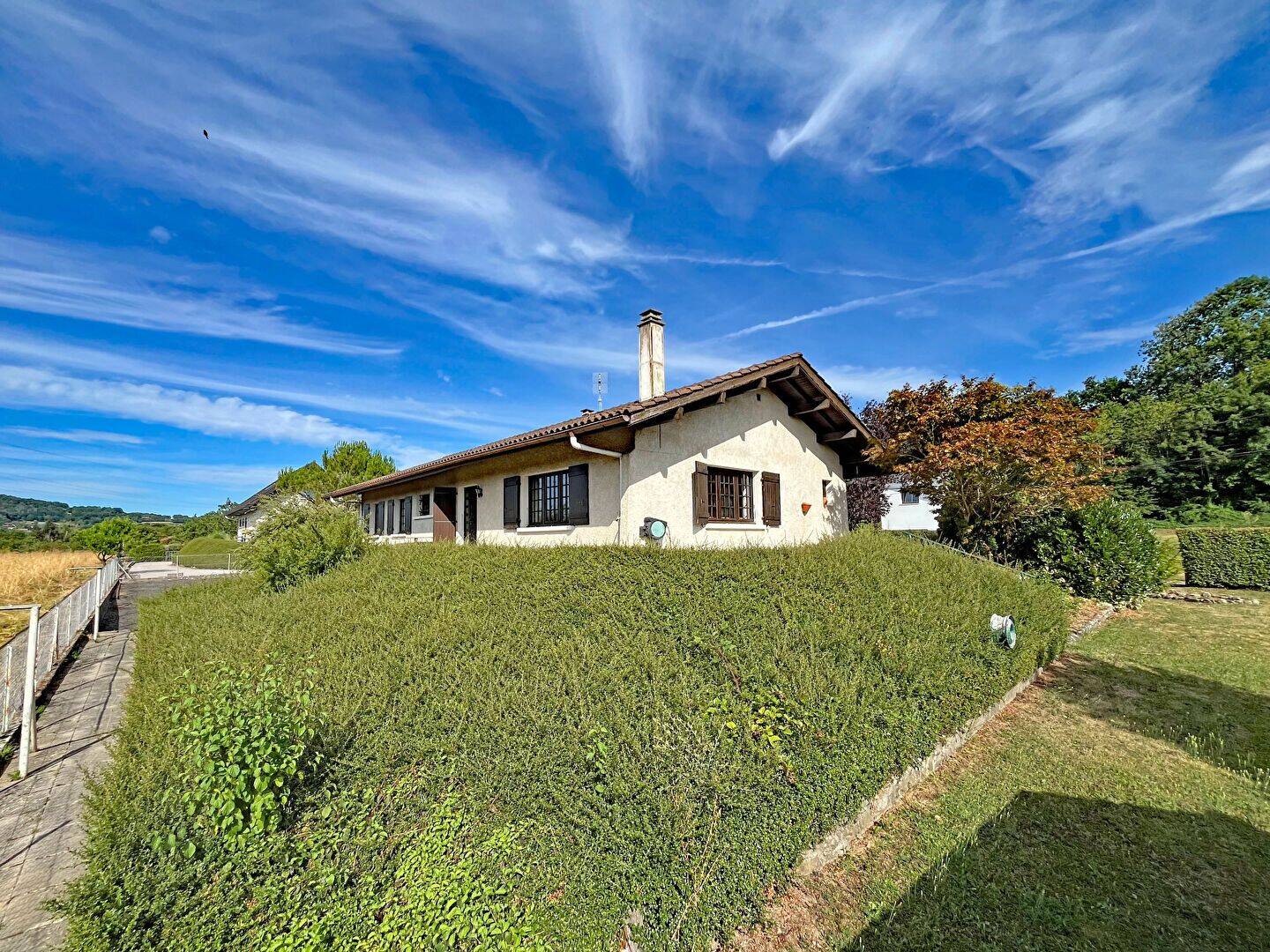 Maison 6 pièces 120 m² · à Perrignier · 120 m² · 460 000 €