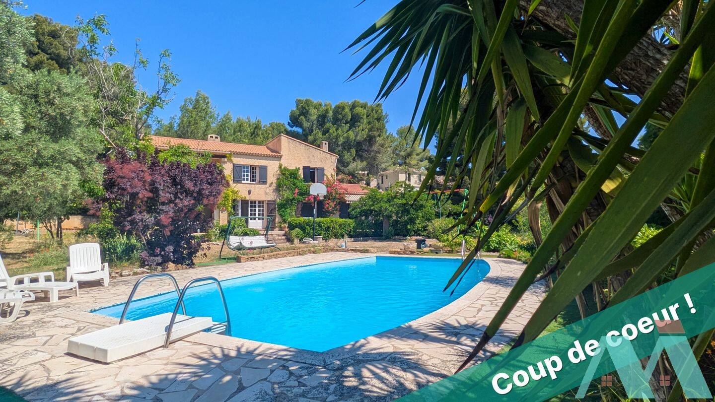 Maison 6 pièces 160 m² · à La Cadière-d'Azur · 160 m² · 800 000 €