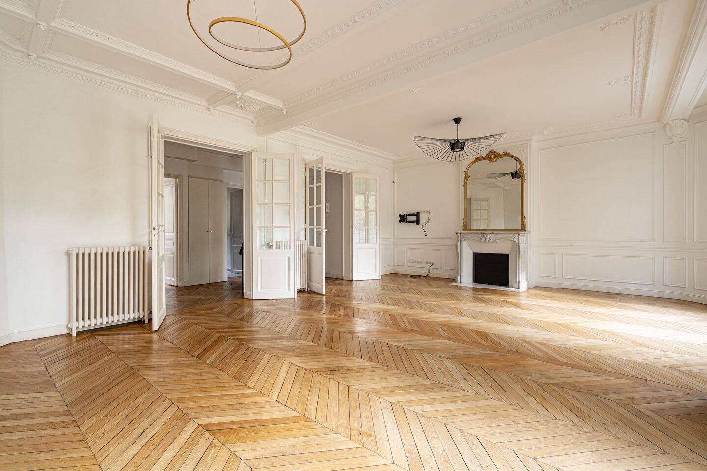 Appartement 5 pièces 107 m² · à Paris 14ème Arrondissement · 107 m² · 1 390 000 €