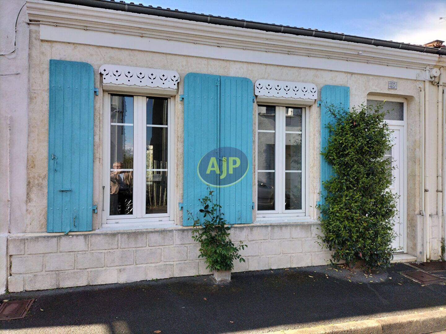 Maison 2 pièces 70 m² · à Rochefort · 70 m² · 181 000 €