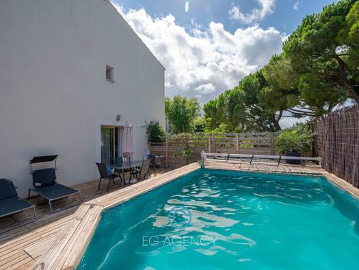 Maison à vendre 935 000 € 5 pièces 4 chambres 150 m² 510 m² de terrain Vieille Chapelle Marseille 8ème arrondissement 13008