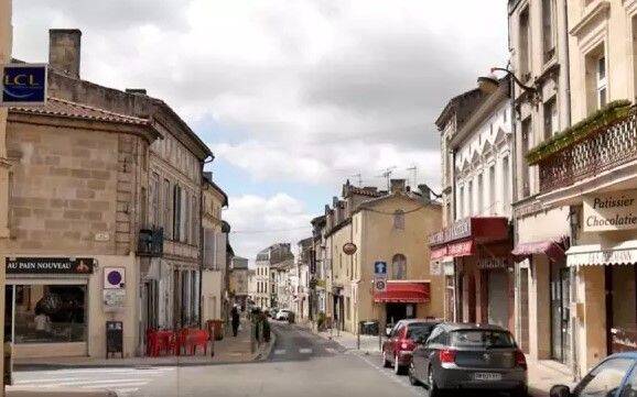 Appartement 2 pièces 50 m² · à Saint-André-de-Cubzac · 50 m² · 540 €