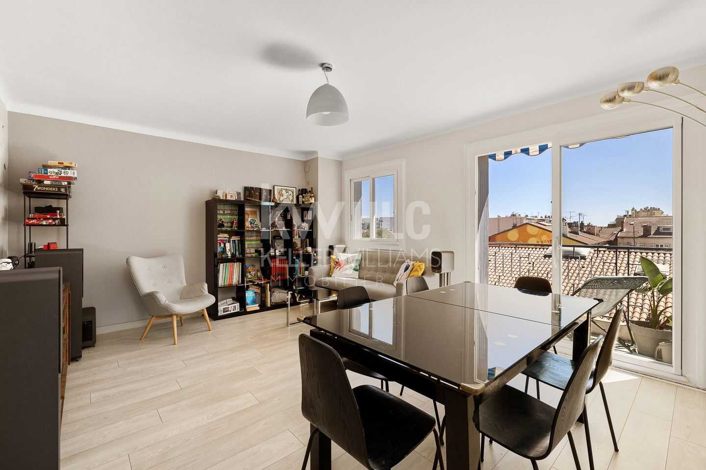 Appartement 4 pièces 92 m² · à Cannes · 92 m² · 420 000 €