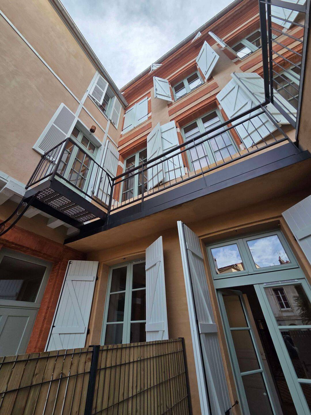 Appartement 3 pièces 92 m² · à Toulouse · 92,1 m² · 929 €
