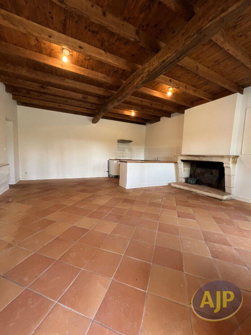 Appartement 3 pièces 71 m² · à Saint-Yzans-de-Médoc · 71 m² · 740 €