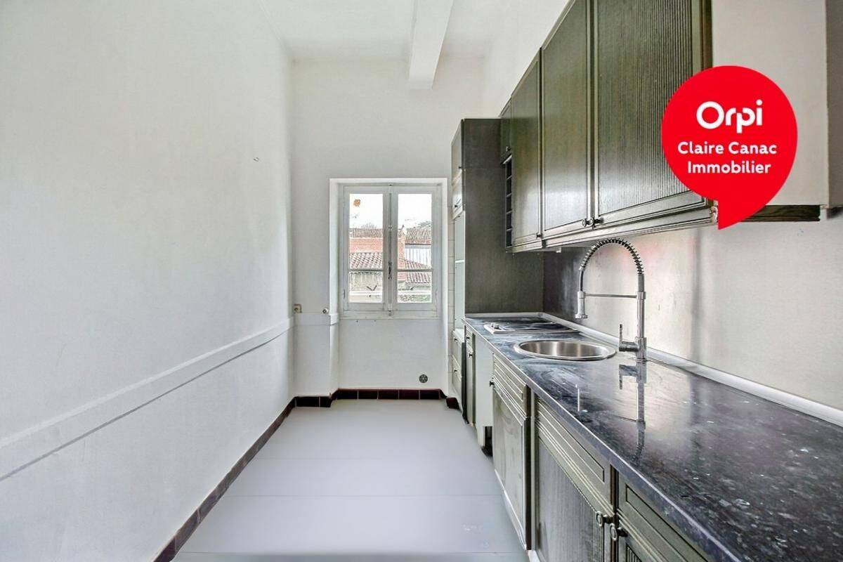 Appartement 3 pièces 81 m² · à Castres · 80,8 m² · 555 €/mois