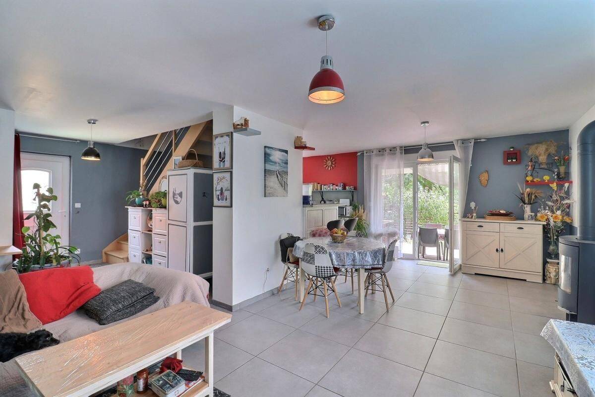 Maison 4 pièces 100 m² · à Groslée-Saint-Benoit · 100 m² · 229 500 €