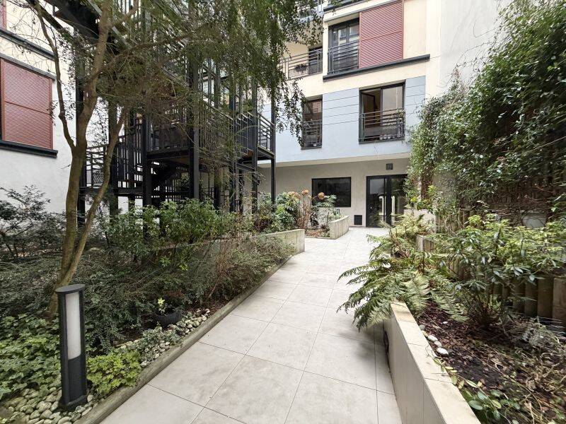 Appartement 4 pièces 85 m² · à Paris 19ème Arrondissement · 85 m² · 90 000 €