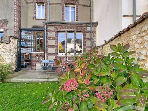 Maison à vendre 520 000 € 5 pièces 4 chambres 136,3 m² 145 m² de terrain Chartres 28000