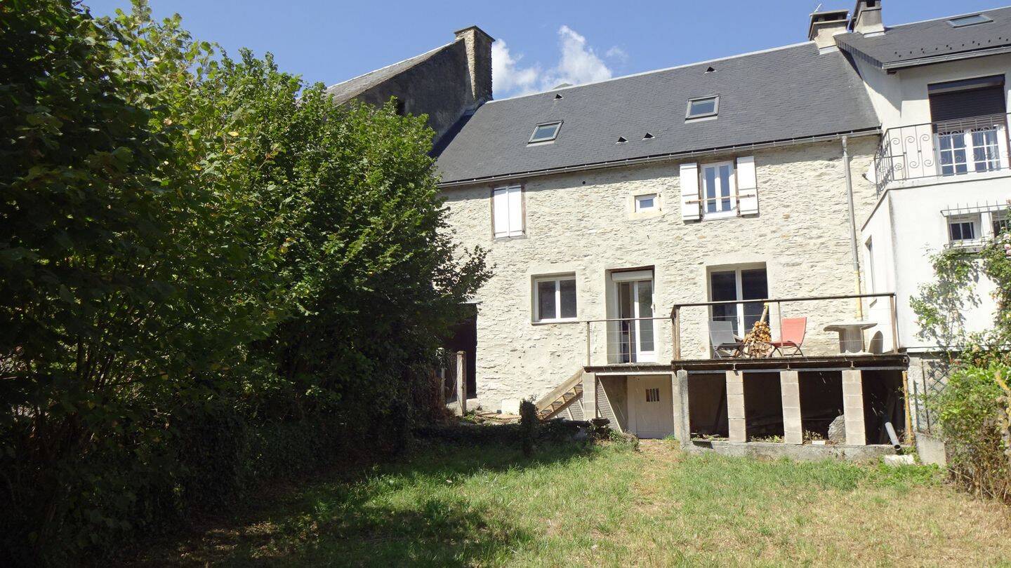 Maison 5 pièces 120 m² · à Saint-Lary-Soulan · 120 m² · 239 500 €