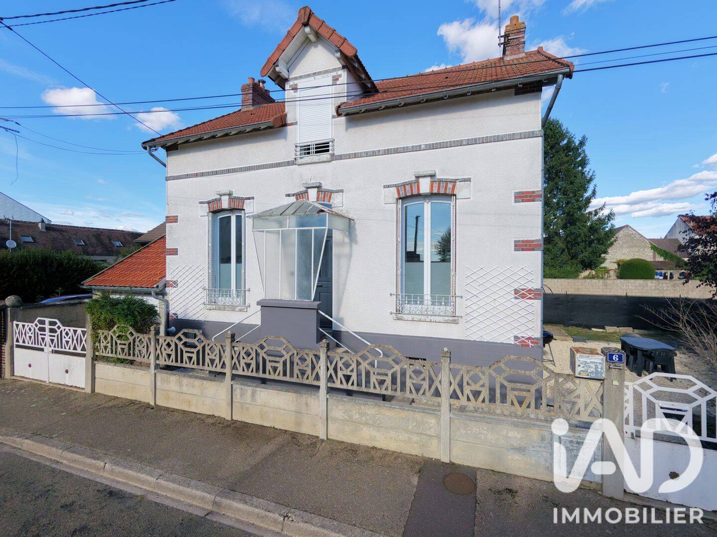 Maison 6 pièces 108 m² · à Cheny · 108 m² · 164 000 €