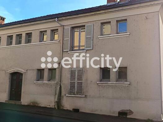 Immeuble à vendre 56 000 € 250 m² La Monnerie-le-Montel 63650