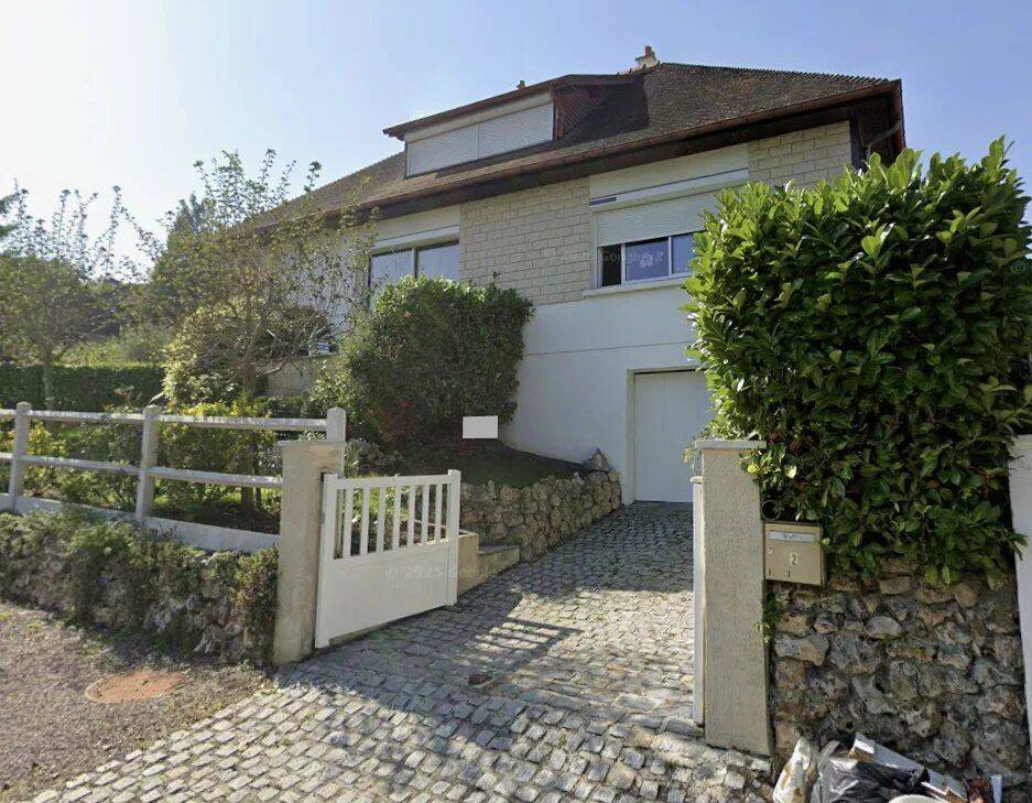 Maison 6 pièces 116 m² · à Saint-Arnoult · 116 m² · 540 000 €