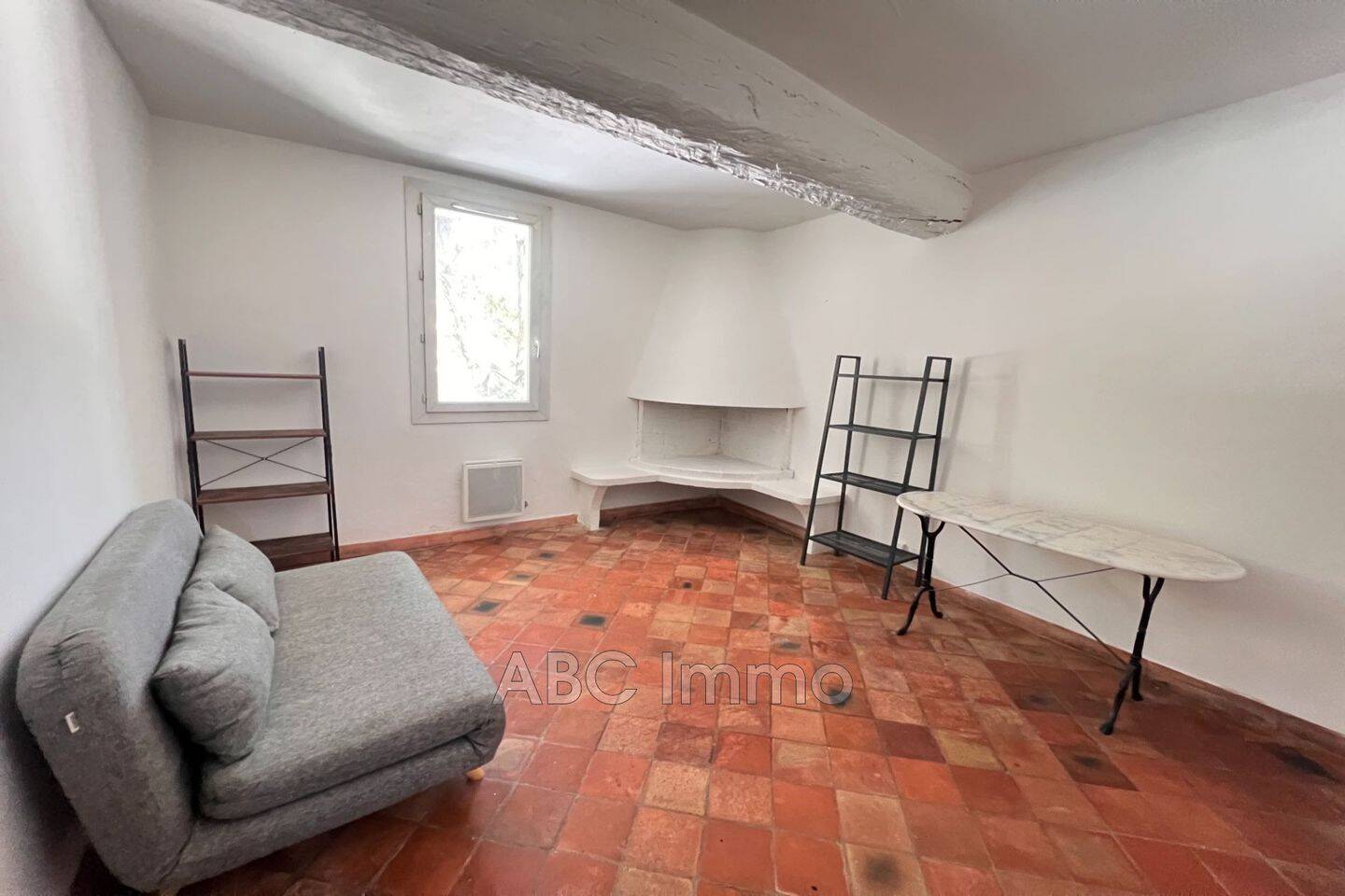 Appartement 1 pièce 19 m² · à Aix-en-Provence · 19,4 m² · 600 €/mois