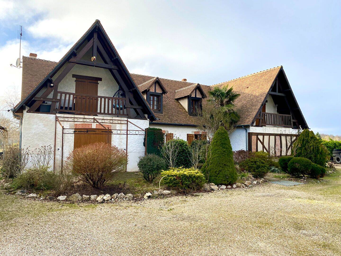 Maison 8 pièces 290 m² · à Pruniers-en-Sologne · 290 m² · 353 000 €
