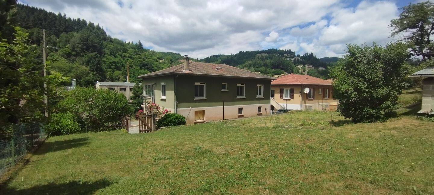 Maison 5 pièces 95 m² · à Le Cheylard · 95 m² · 149 000 €