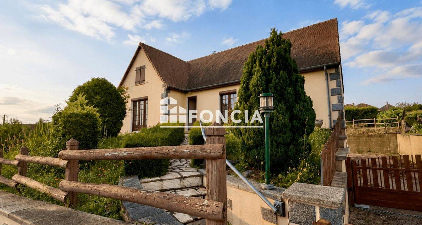 Maison 6 pièces 101 m² · à Fresnay-sur-Sarthe · 101 m² · 134 000 €