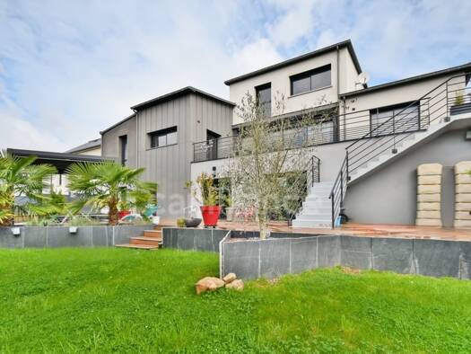 Maison à vendre 750 000 € 6 pièces 3 chambres 320 m² 501 m² de terrain Montreuil-sous-Pérouse 35500