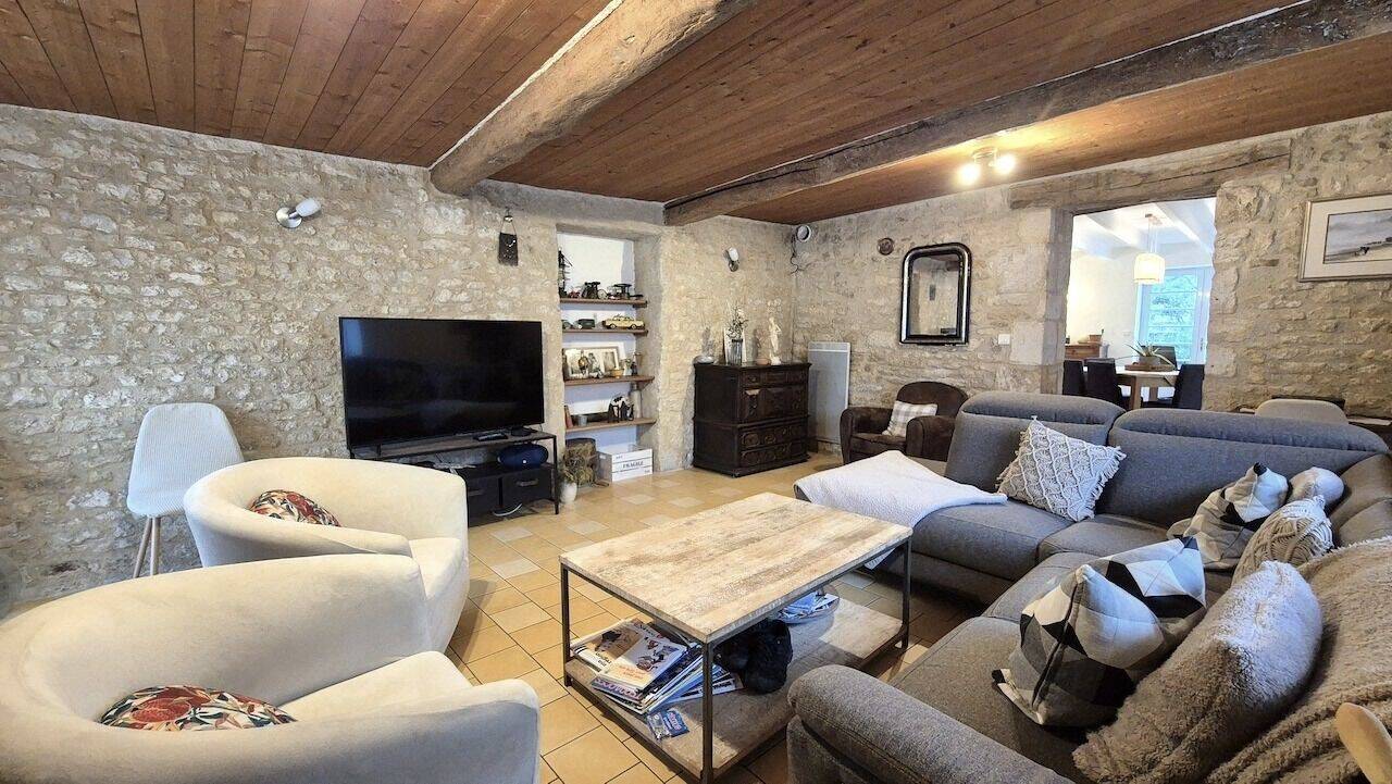 Maison 8 pièces 130 m² · à Mouzeuil-Saint-Martin · 130 m² · 223 170 €
