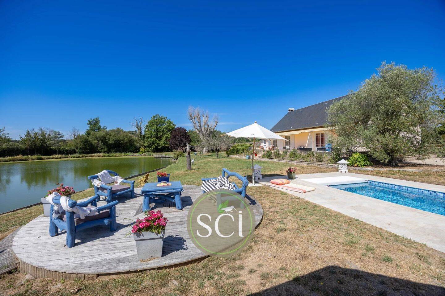 Maison 10 pièces 268 m² · à Gy-en-Sologne · 268 m² · 583 000 €