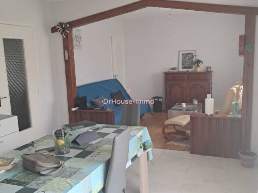 Maison de plain-pied à vendre 147 000 € 3 pièces 2 chambres 85 m² 600 m² de terrain Bouloire 72440