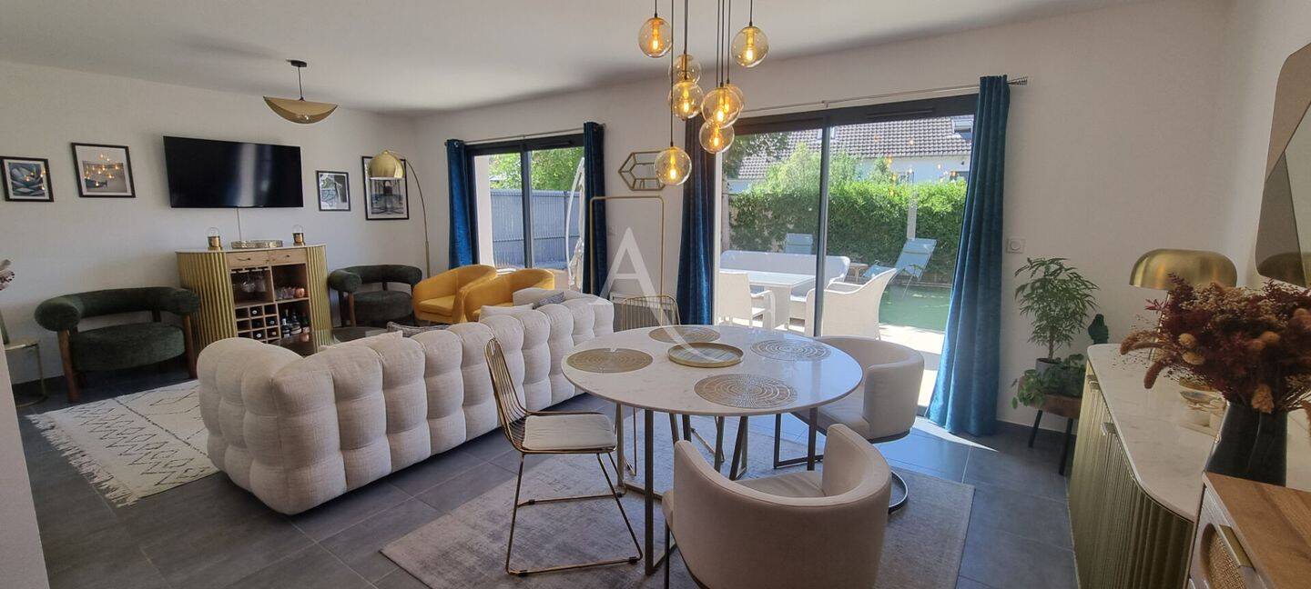 Maison 4 pièces 114 m² · à Blois · 113,7 m² · 255 000 €