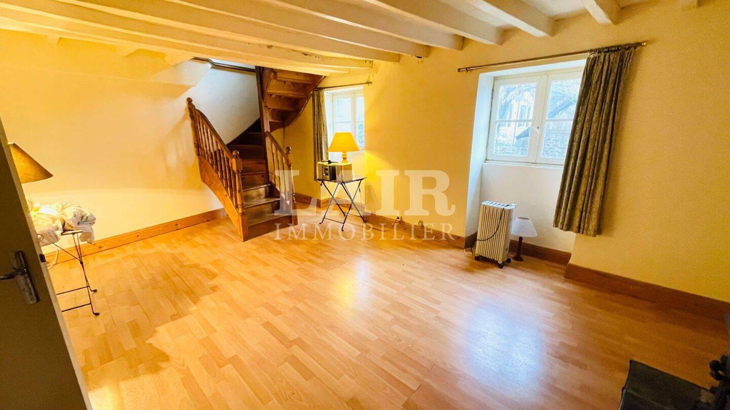 Maison 7 pièces 132 m² · à Fresnay-sur-Sarthe · 132 m² · 116 930 €